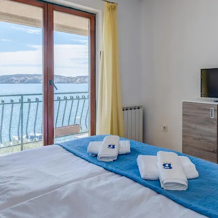 G Trogir