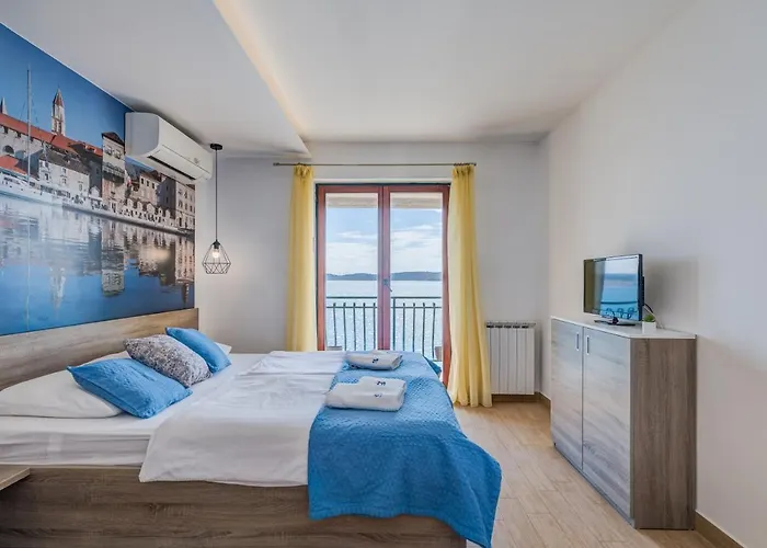 G公寓 特罗吉尔