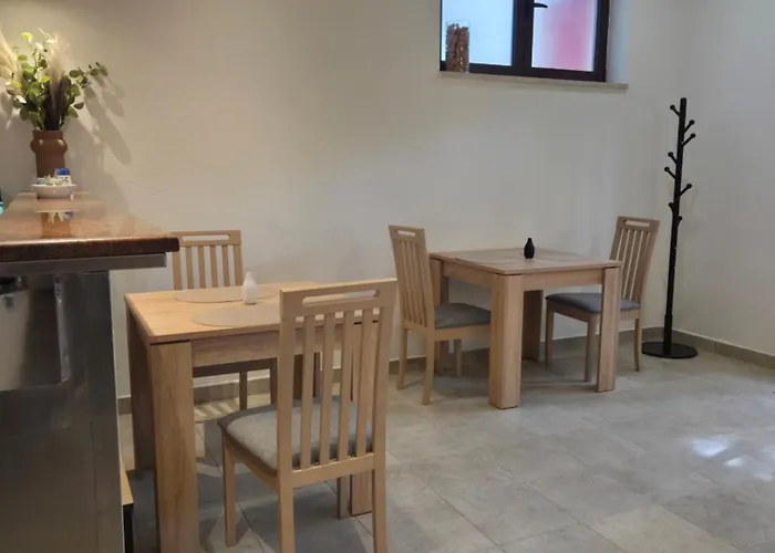 G公寓 特罗吉尔